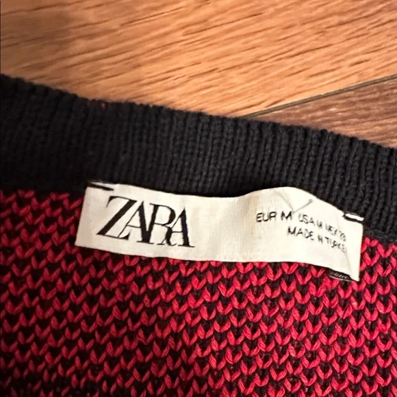 ZARA Striped Cardigan with Gold Buttons - Picture 5 of 9